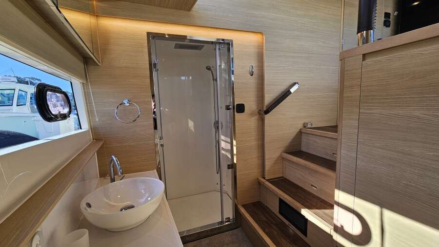 54ft Aquila Yacht For Sale