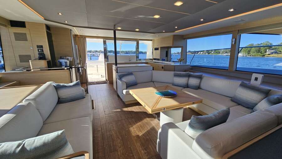 54ft Aquila Yacht For Sale