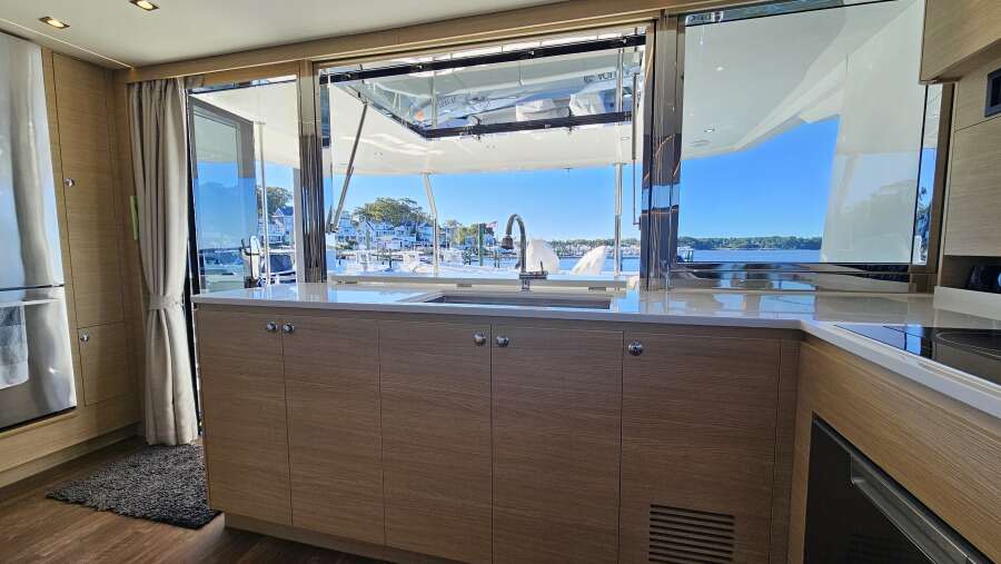 54ft Aquila Yacht For Sale