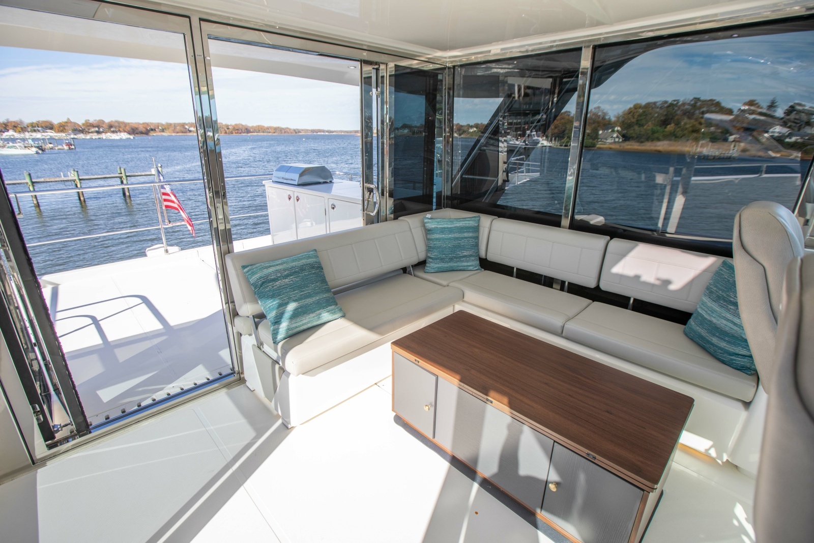 54ft Aquila Yacht For Sale