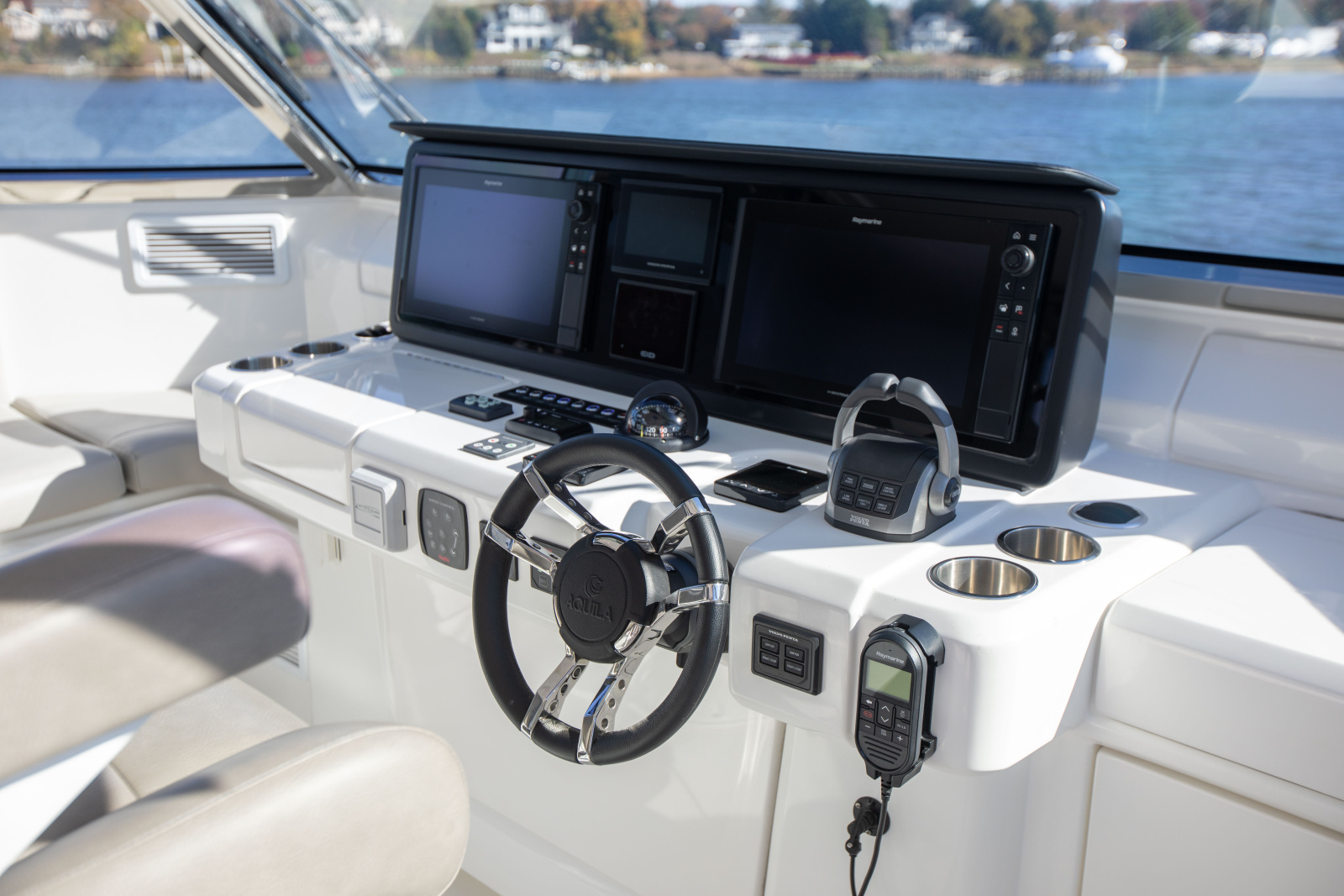 54ft Aquila Yacht For Sale