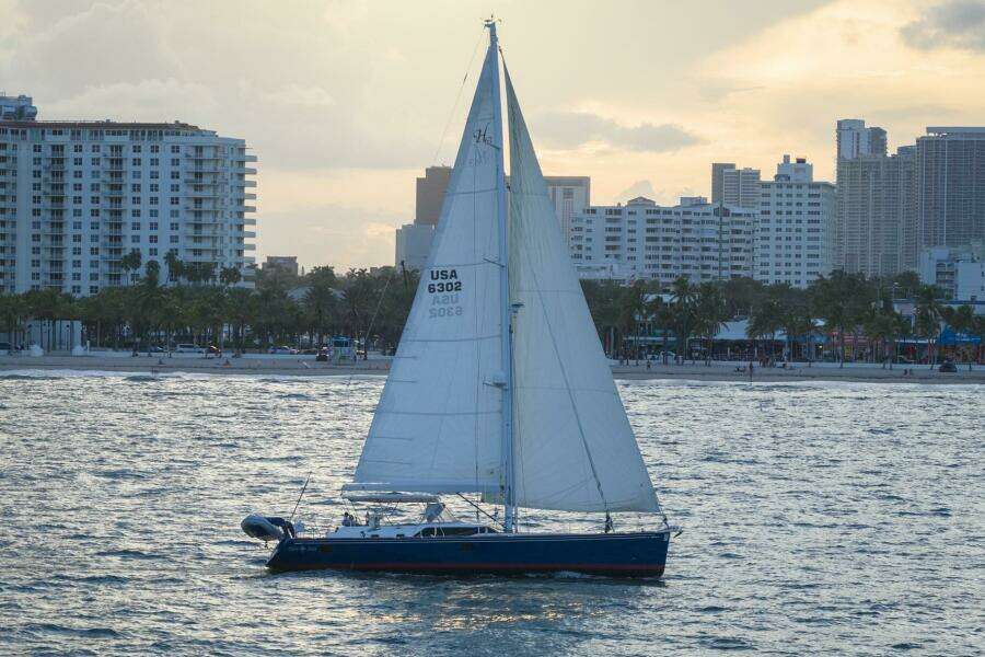 Blue Star 63ft Hylas Yacht For Sale Blue Star 63ft Hylas Yacht For Sale