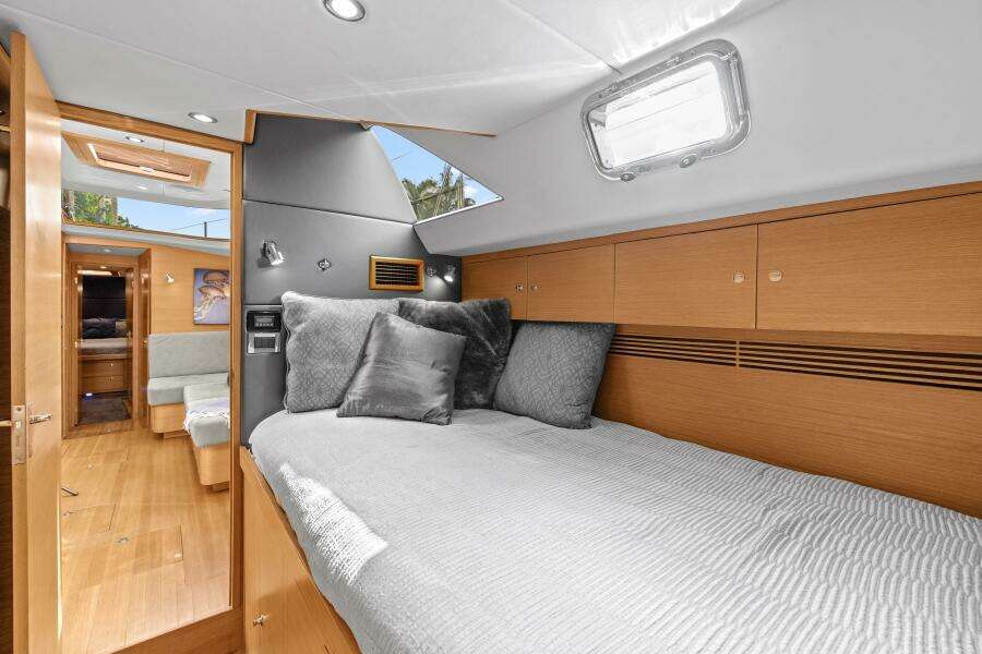 Blue Star 63ft Hylas Yacht For Sale Blue Star 63ft Hylas Yacht For Sale