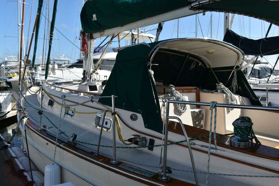 SHIBUMI 37ft Island Packet Yacht For Sale