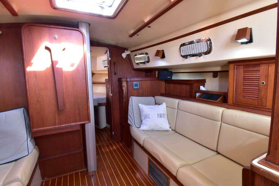 SHIBUMI 37ft Island Packet Yacht For Sale