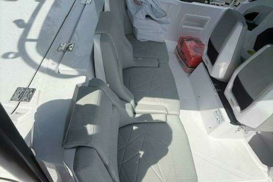 28ft Axopar Yacht For Sale