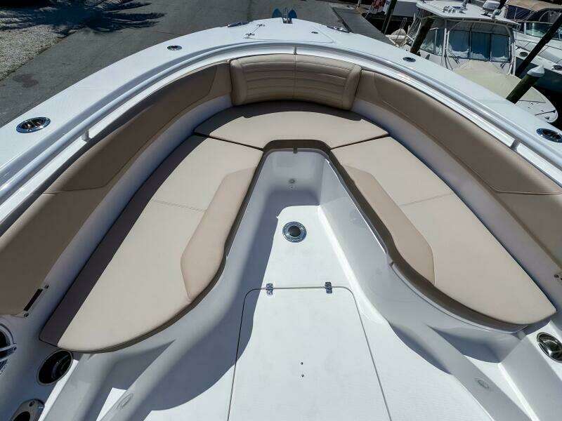 31ft Edgewater Yacht For Sale