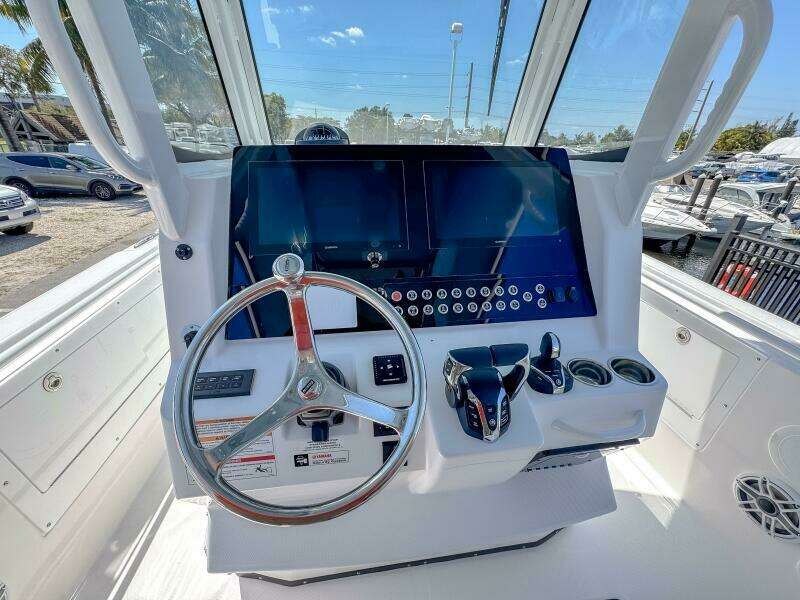 31ft Edgewater Yacht For Sale
