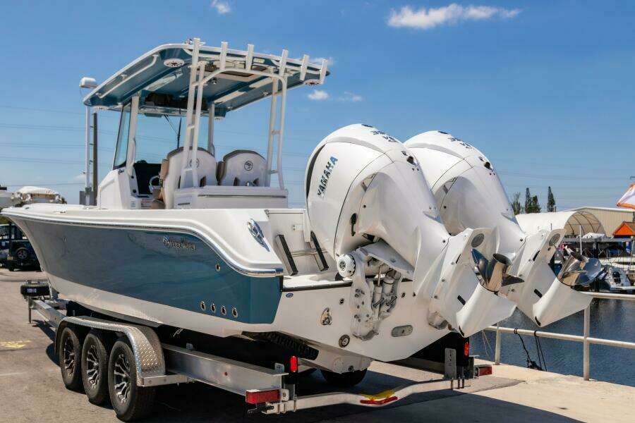 31ft Edgewater Yacht For Sale