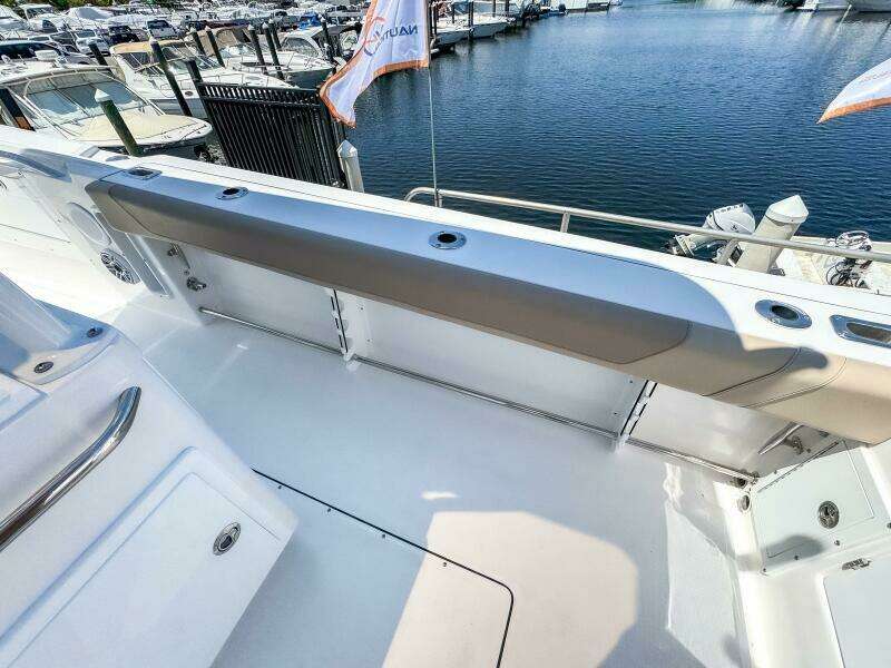 31ft Edgewater Yacht For Sale