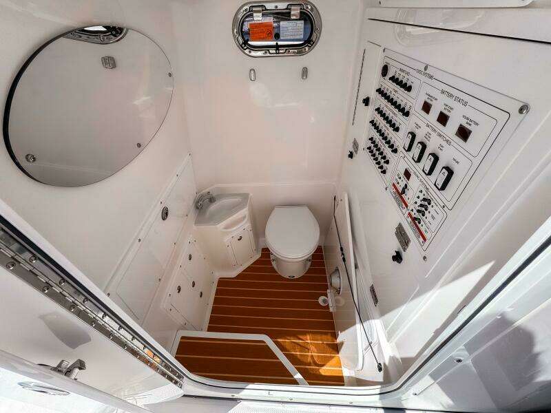 31ft Edgewater Yacht For Sale