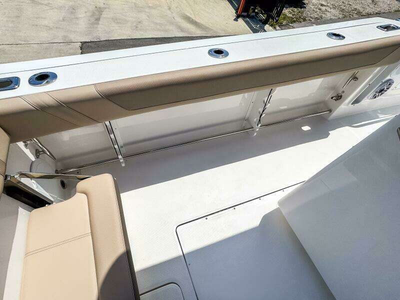 31ft Edgewater Yacht For Sale
