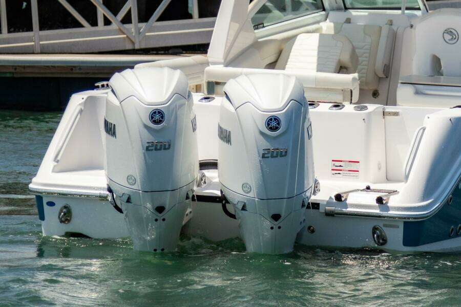 26ft Edgewater Yacht For Sale