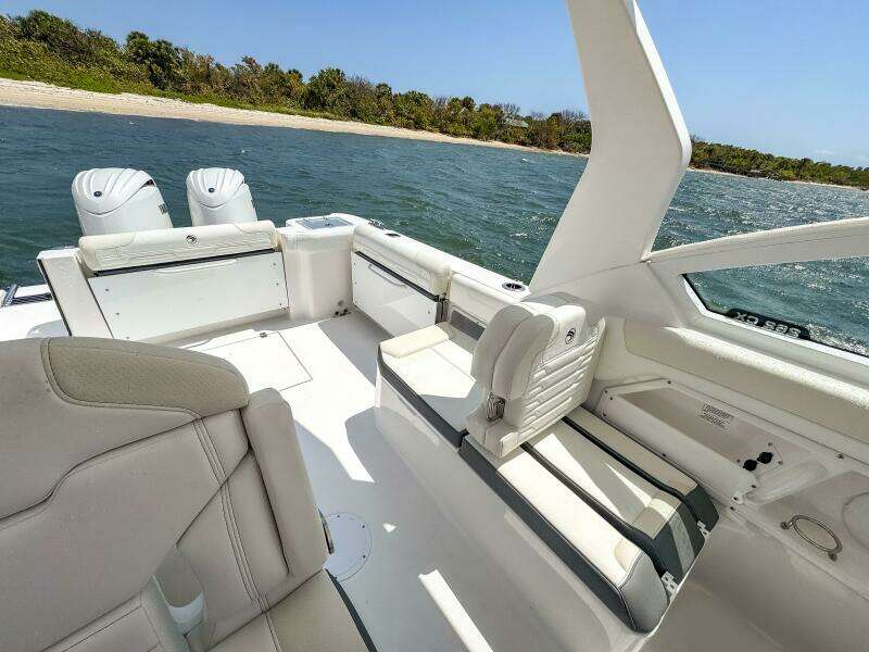 26ft Edgewater Yacht For Sale