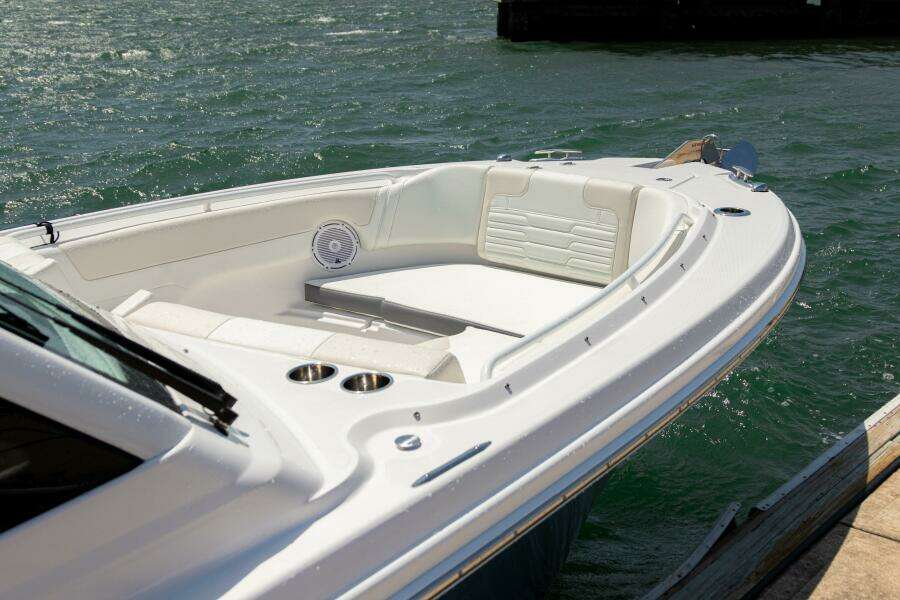 26ft Edgewater Yacht For Sale