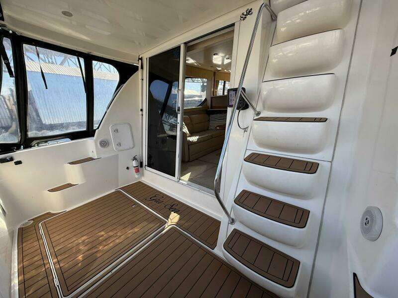 38ft Meridian Yacht For Sale 38ft Meridian Yacht For Sale