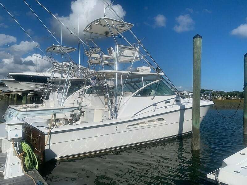 Reel Project 38ft Rampage Yacht For Sale