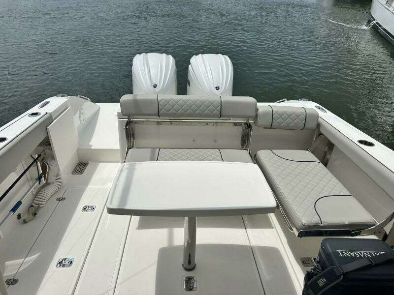 Sheminem 29ft Pursuit Yacht For Sale