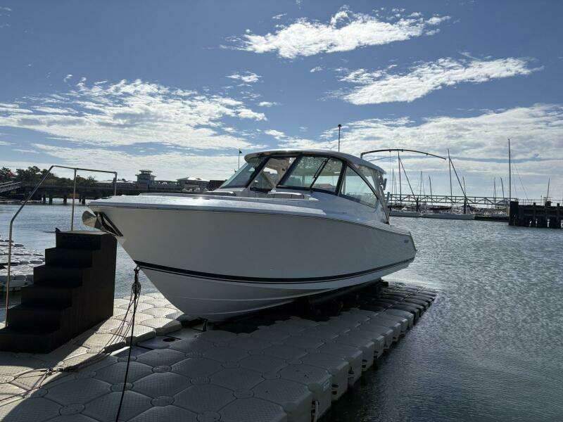 Sheminem 29ft Pursuit Yacht For Sale