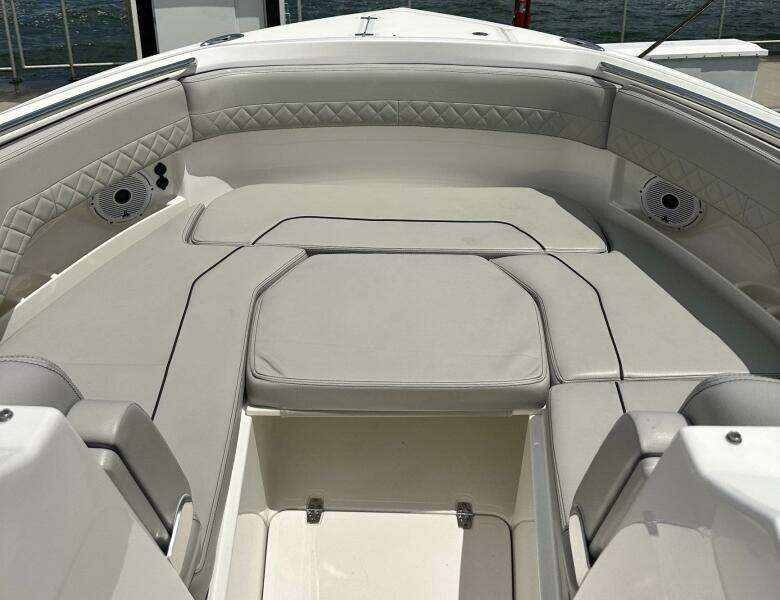 Sheminem 29ft Pursuit Yacht For Sale