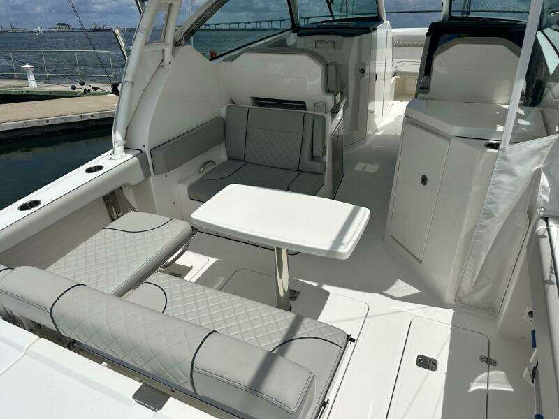 Sheminem 29ft Pursuit Yacht For Sale