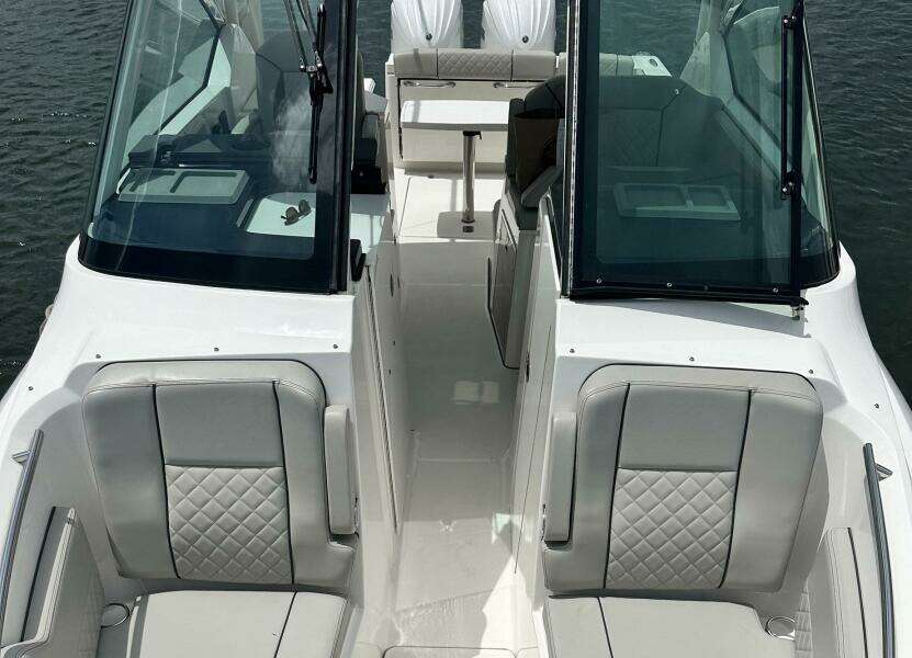 Sheminem 29ft Pursuit Yacht For Sale