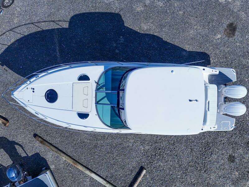 33ft Regal Yacht For Sale