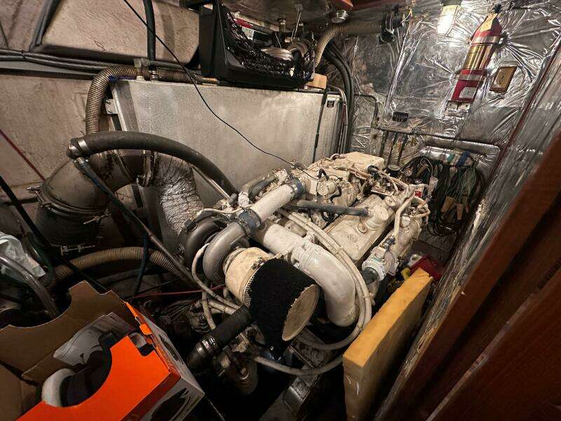 1034 Padraigin Port Engine Room