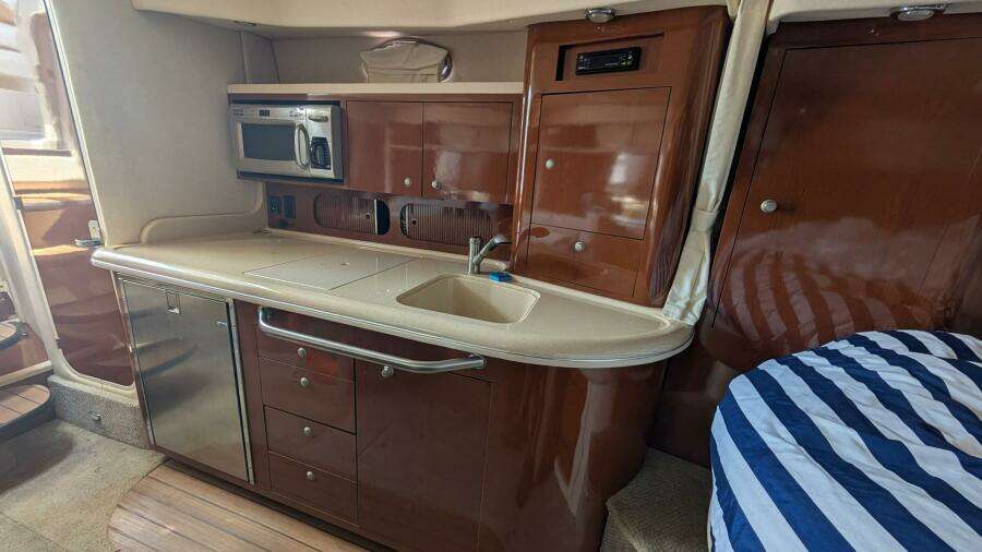 Reel Slick 34ft Sea Ray Yacht For Sale