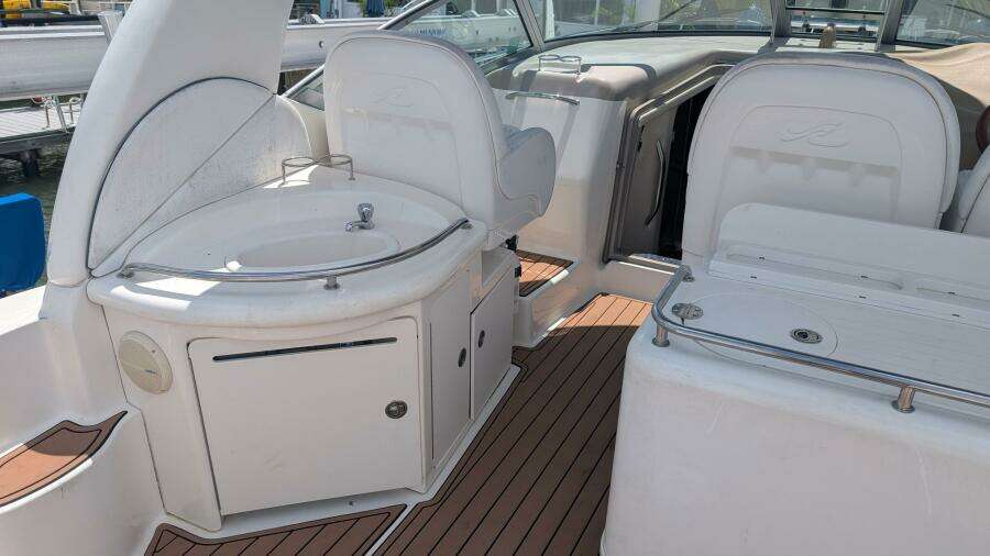 Reel Slick 34ft Sea Ray Yacht For Sale