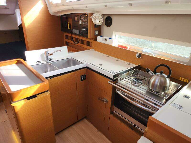 Sul Vento 41ft Jeanneau Yacht For Sale