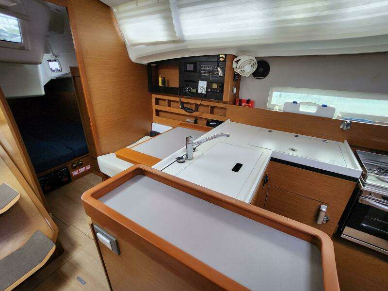 Sul Vento 41ft Jeanneau Yacht For Sale