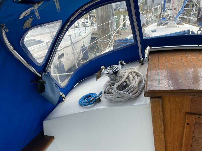 Morning Light 37ft Dickerson Yacht For Sale