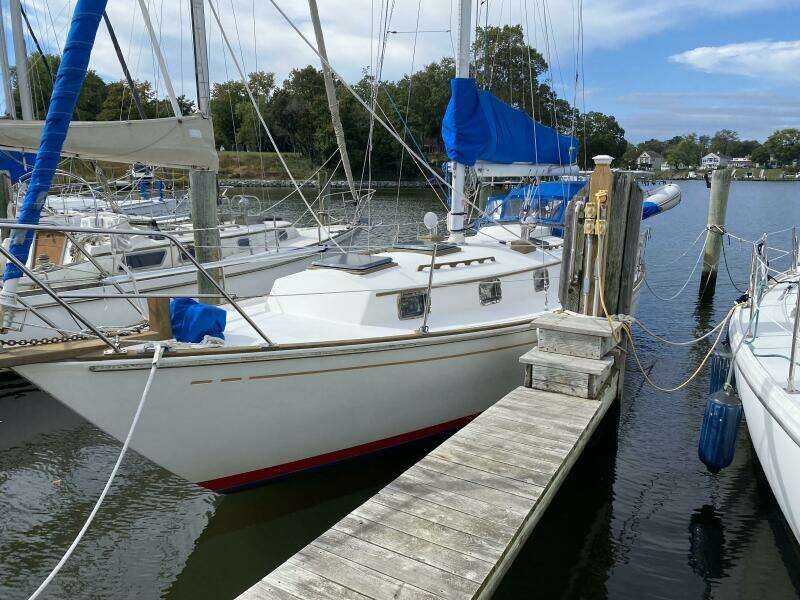 Morning Light 37ft Dickerson Yacht For Sale