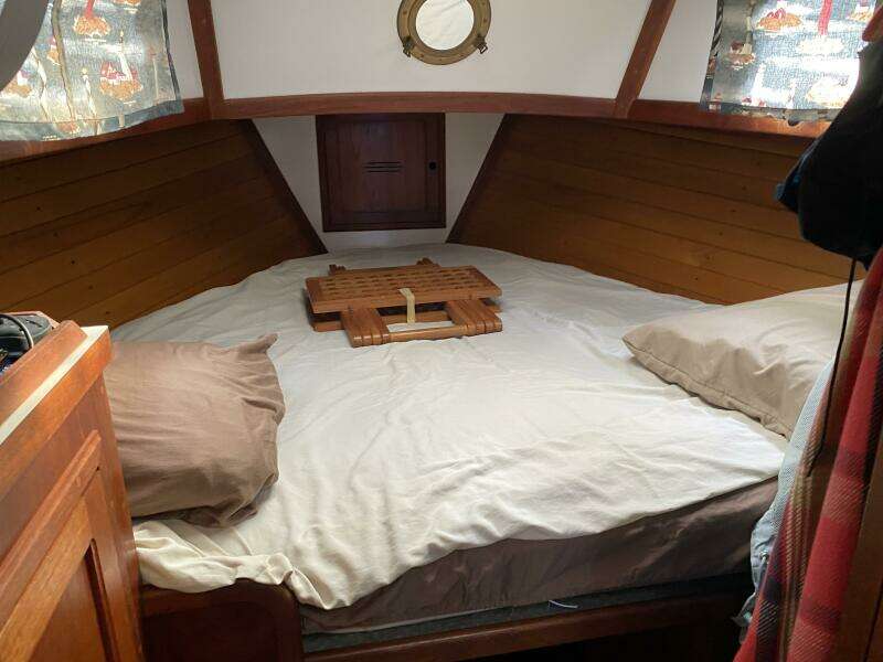 Morning Light 37ft Dickerson Yacht For Sale