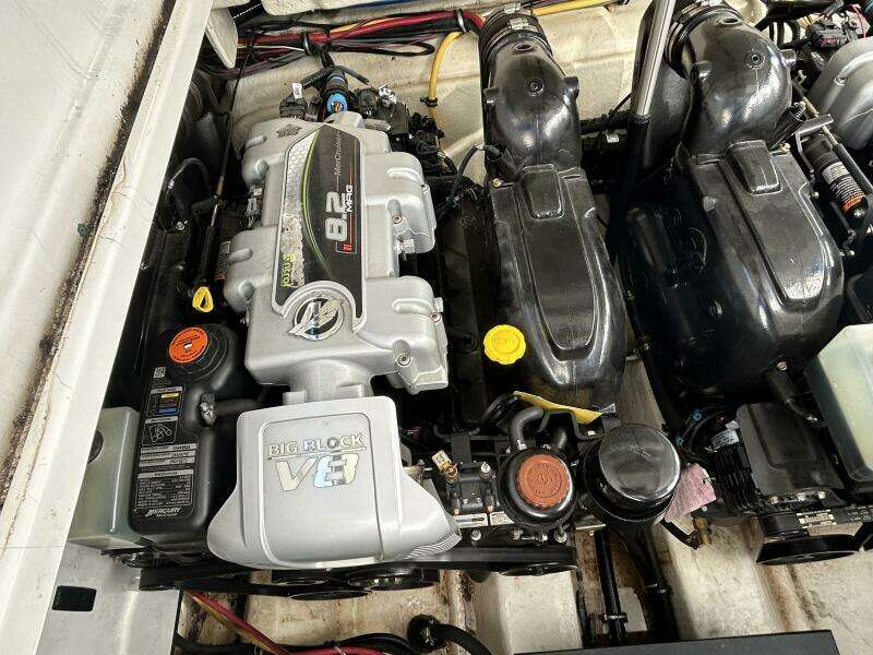 35ft Monterey Yacht For Sale