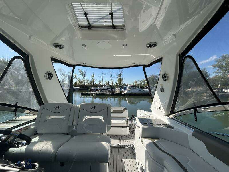 35ft Monterey Yacht For Sale