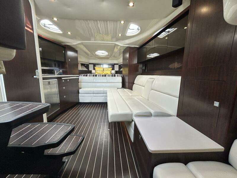35ft Monterey Yacht For Sale
