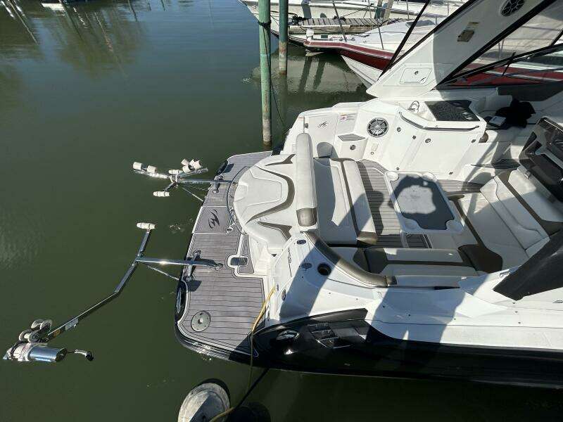 35ft Monterey Yacht For Sale