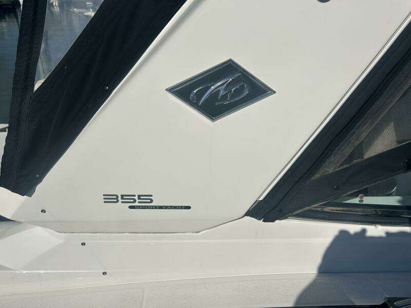 35ft Monterey Yacht For Sale