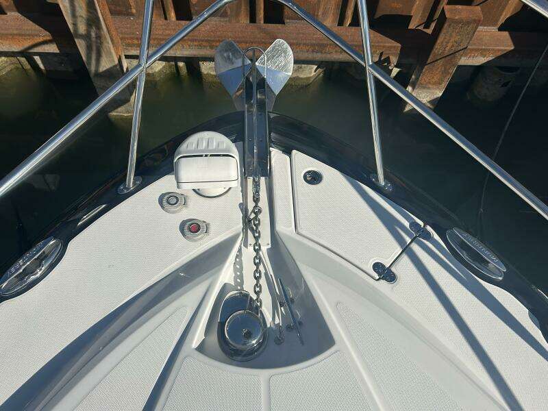 35ft Monterey Yacht For Sale