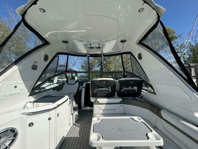 35ft Monterey Yacht For Sale