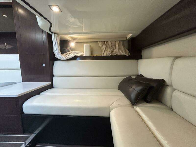 35ft Monterey Yacht For Sale