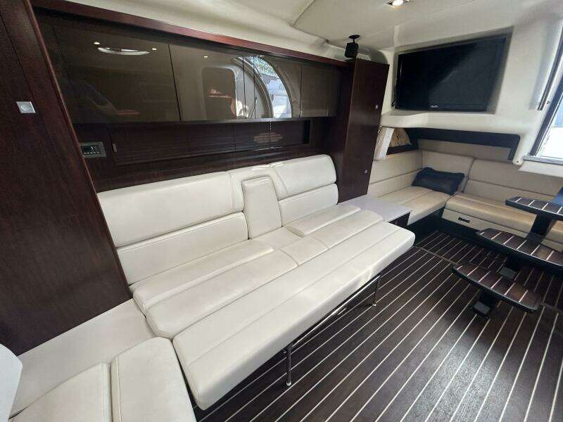 35ft Monterey Yacht For Sale