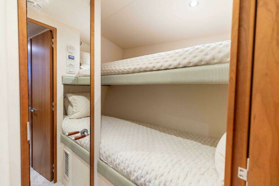 2012 Hatteras 60 GT