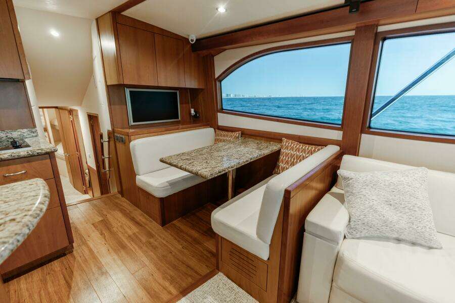 2012 Hatteras 60 GT