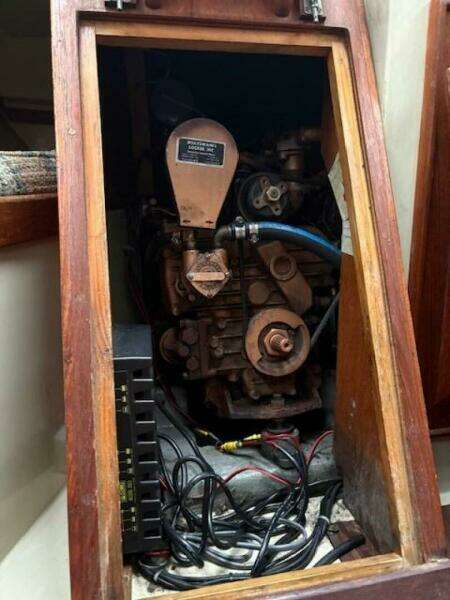 30ft Ericson Yacht For Sale
