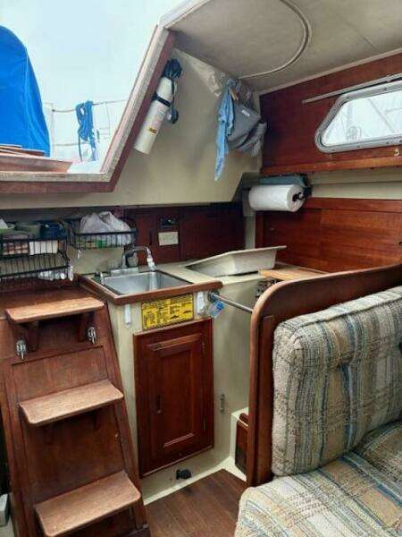 30ft Ericson Yacht For Sale
