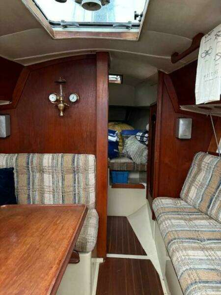 30ft Ericson Yacht For Sale