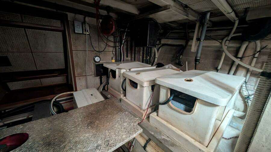 42ft Grand Banks Yacht For Sale